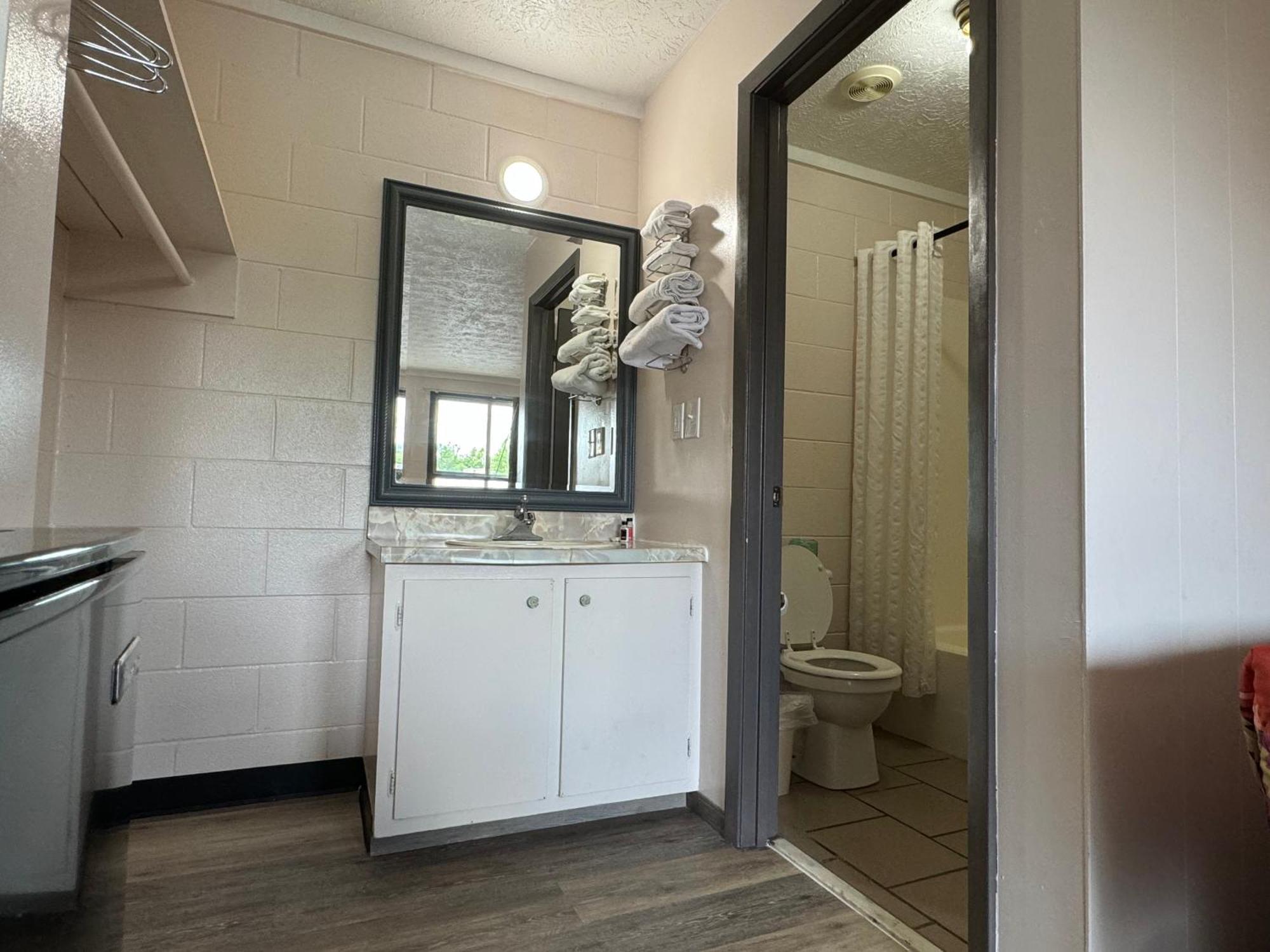 Economy Inn Crossville Zewnętrze zdjęcie